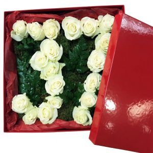 caja de rosas para regalo